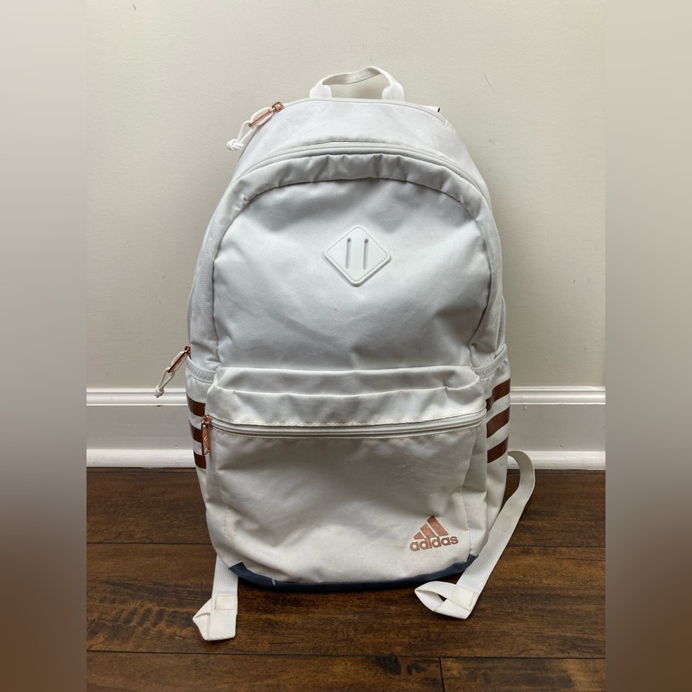 Adidas White Bronze Logo Original Book Bag Backpack 90288 Pre-Owned.